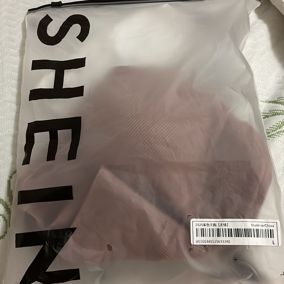 Light Sport Bra 💪 - Picture 2 of 9